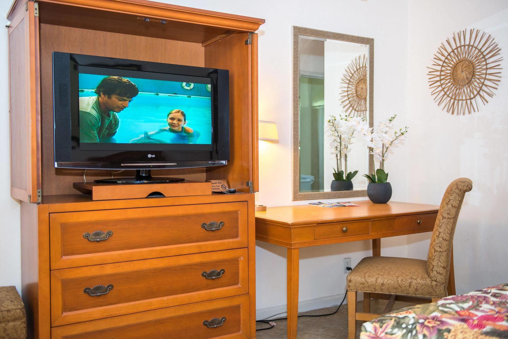 Shore Haven Resort Inn لوديرديل باي ذا سي المظهر الخارجي الصورة